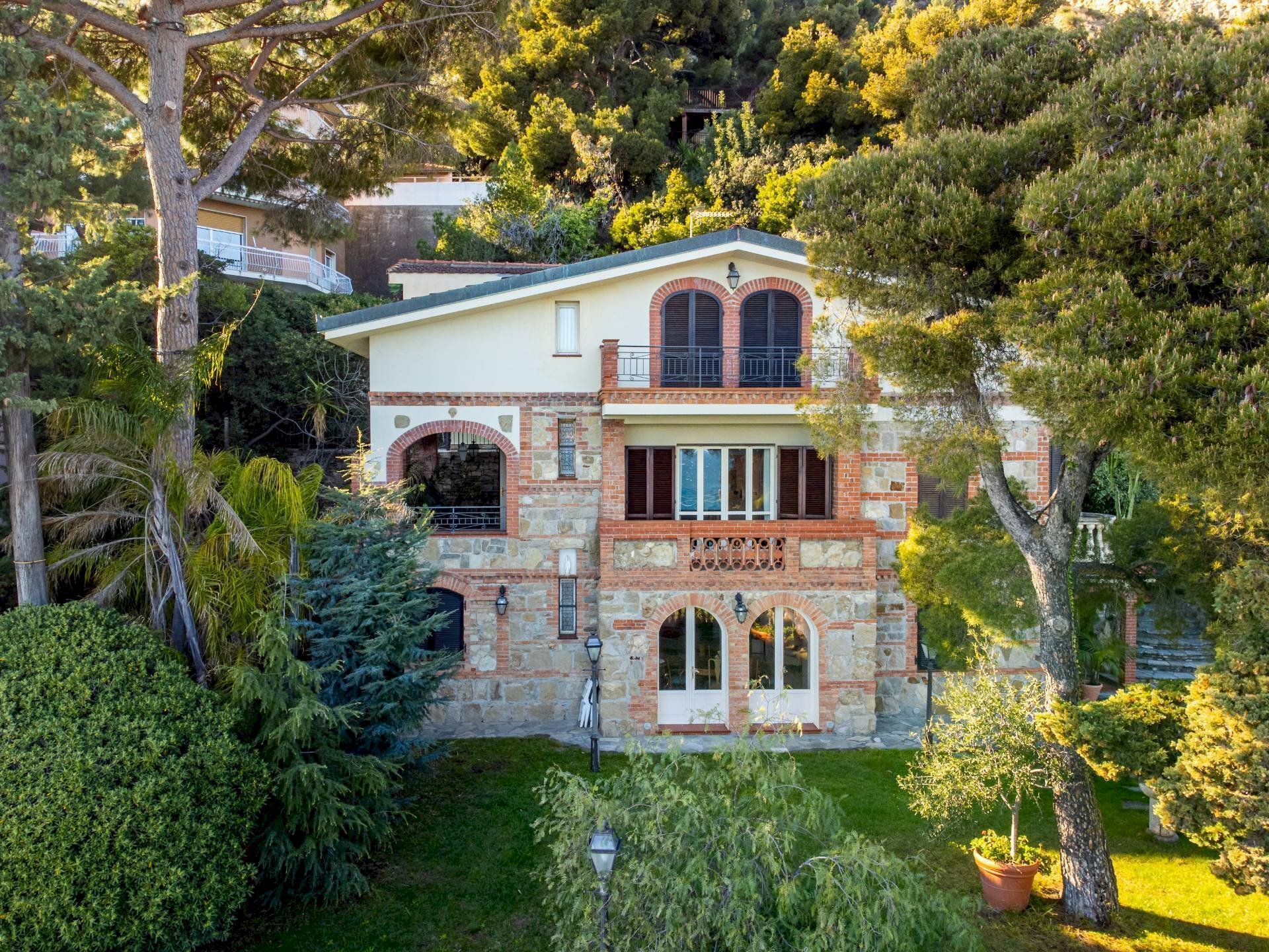Foto 1 - Villa Corso Marconi
 
364, Sanremo - foto 1