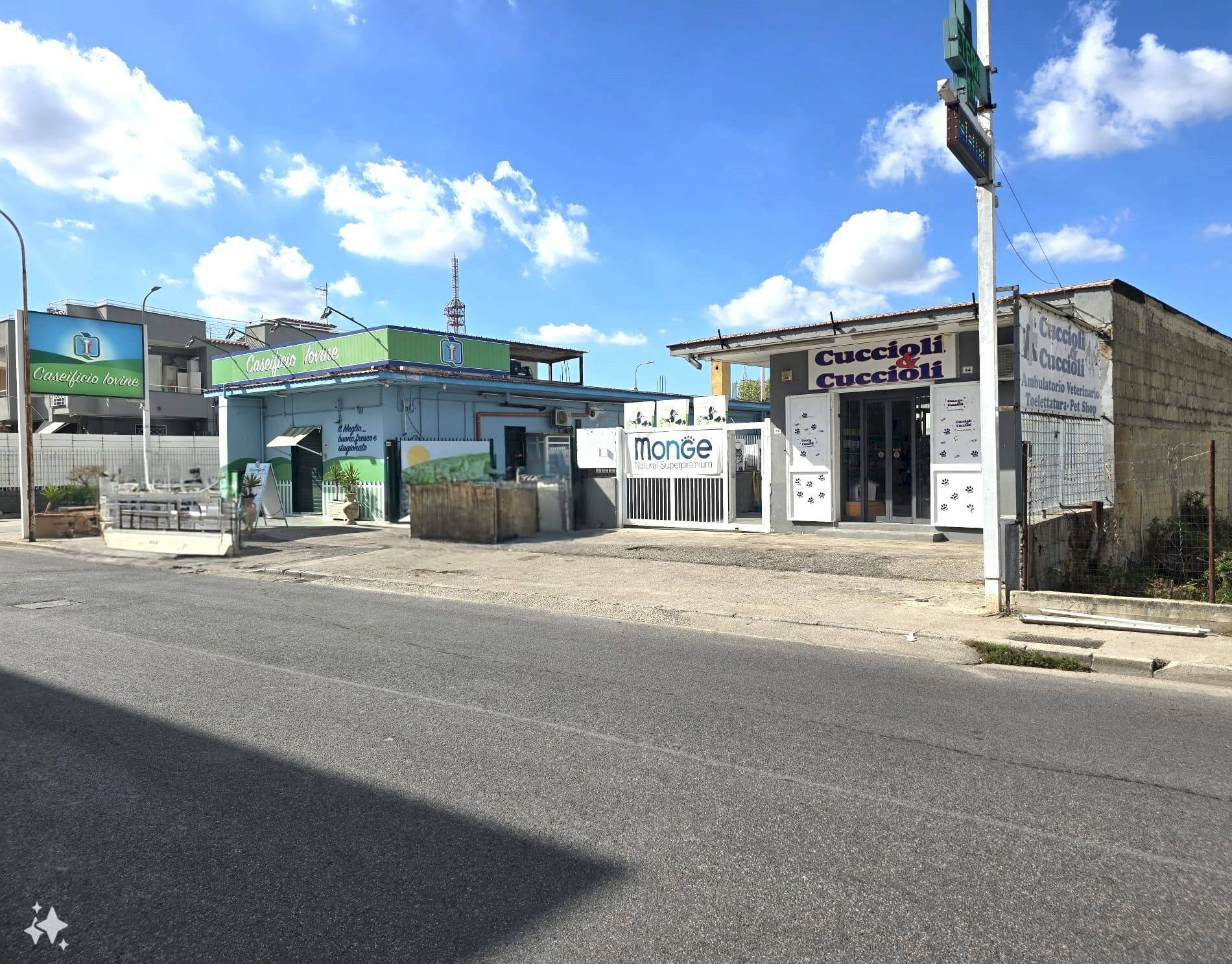 Foto 1 - Commercial Activity Crispano - photo 1