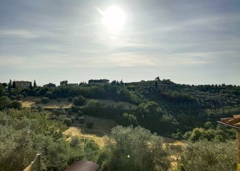 \nViews from windows\n - Appartamento Via Umberto I, Montalcino - foto 4