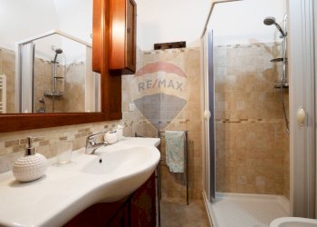 Bagno - Independent house Via Conte Ugolino
 
81, Martina Franca - photo 6