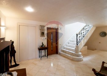 Scale - Villa Viale dei Pini, Noicàttaro - foto 4