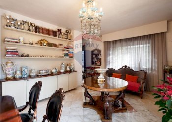 Sala da pranzo - Villa Viale dei Pini, Noicàttaro - foto 11