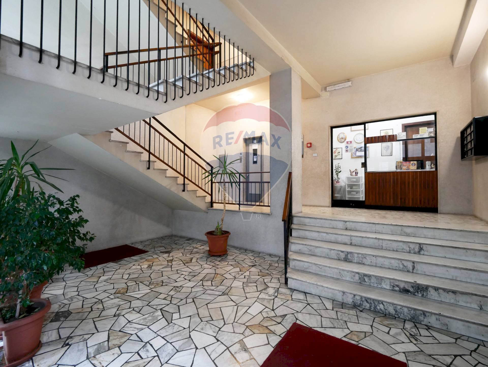 Ricezione / Lobby - Appartamento Piazza Aldo Moro
33/A, Bari - foto 2