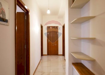 Hall / corridoio - Appartamento Piazza Aldo Moro
 
33/A, Bari - foto 12