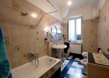 Bagno - Appartamento Piazza Aldo Moro
 
33/A, Bari - foto 13