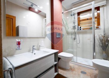 Bagno - Quadrilocale Via Giuseppe Di Vittorio
 
10, Triggiano - foto 11