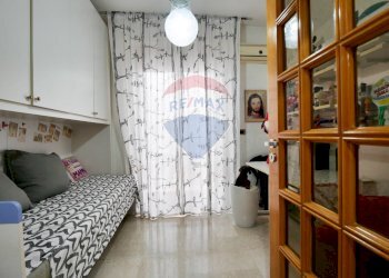 Camera / camera da letto - Quadrilocale Via Giuseppe Di Vittorio
 
10, Triggiano - foto 13