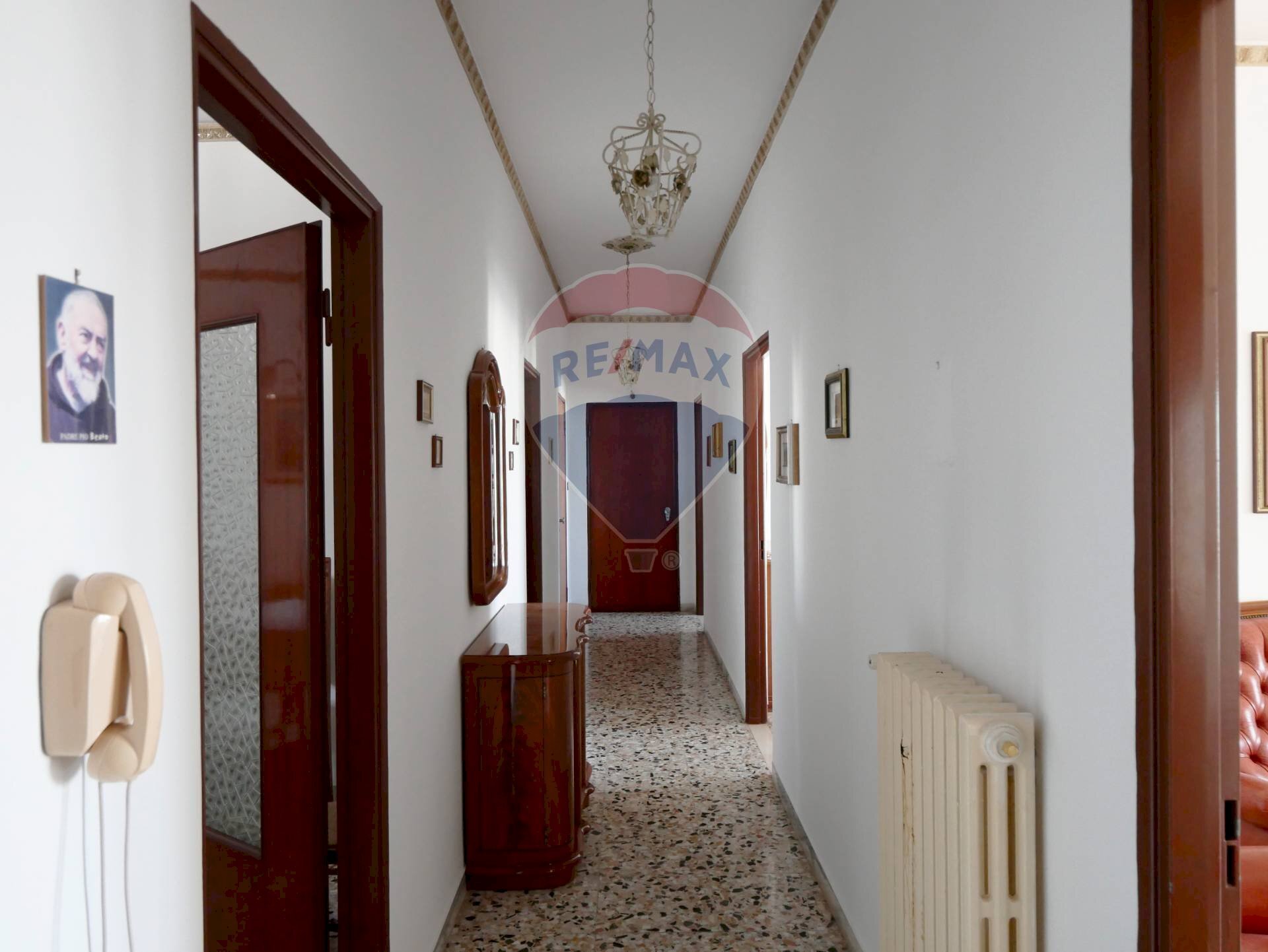 Hall / corridoio - Four-room apartment Via Guglielmo Pepe
40, Ostuni - photo 3