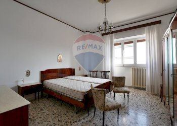 Camera / camera da letto - Quadrilocale Via Guglielmo Pepe
 
40, Ostuni - foto 11