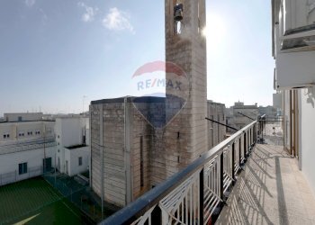 Balcone - Quadrilocale Via Guglielmo Pepe
 
40, Ostuni - foto 15