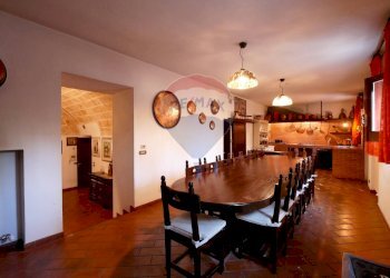 Sala da pranzo - Villa Corso Alcide De Gasperi
 
330, Bari - foto 16