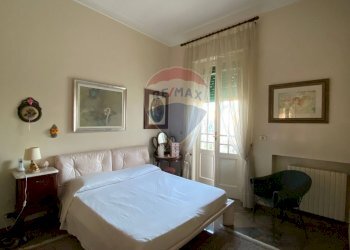 Camera / camera da letto - Villa Corso Alcide De Gasperi
 
330, Bari - foto 27