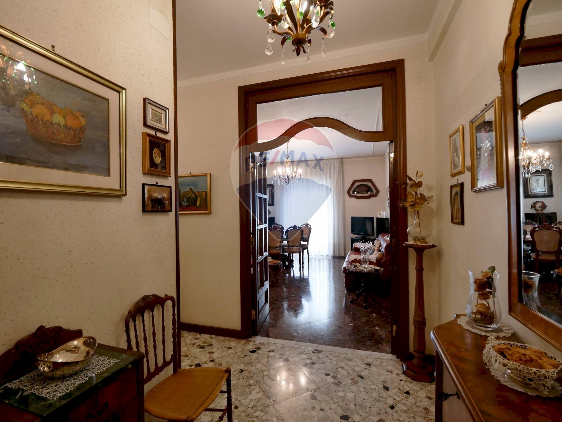 Hall / corridoio - Three-room apartment Via San Pasquale
 
15, Modugno - photo 3