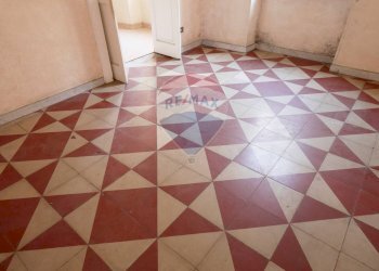 Dettagli - Bilocale Via Giovan Battista Trevisani
 
335, Bari - foto 3