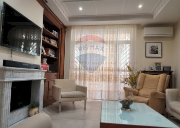 Soggiorno - Quadrilocale Via Pietro Ravanas
 
25, Bari - foto 5