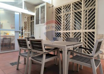 Sala da pranzo - Quadrilocale Via Pietro Ravanas
 
25, Bari - foto 11