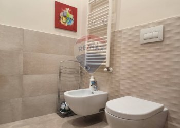 Bagno - Quadrilocale Via Pietro Ravanas
 
25, Bari - foto 19