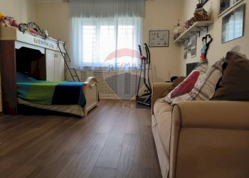 Soggiorno - Quadrilocale Via Pietro Ravanas
 
25, Bari - foto 21