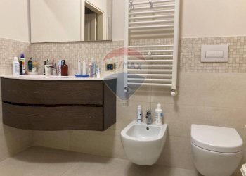 Bagno - Quadrilocale Via Pietro Ravanas
 
25, Bari - foto 27