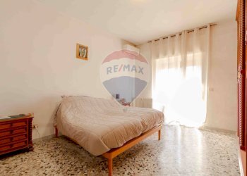 Camera / camera da letto - Trilocale Viale Quinto Orazio Flacco
 
23/A, Bari - foto 8