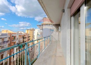 Balcone - Trilocale Viale Quinto Orazio Flacco
 
23/A, Bari - foto 1