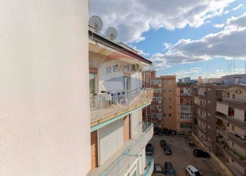 Edificio all\'aperto - Trilocale Viale Quinto Orazio Flacco
 
23/A, Bari - foto 10