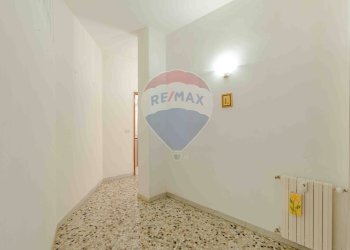 Stanza vuota - Trilocale Viale Quinto Orazio Flacco
 
23/A, Bari - foto 11