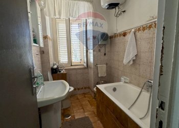 Bagno - Two-room apartment Via Piave
 
47, Modugno - photo 11