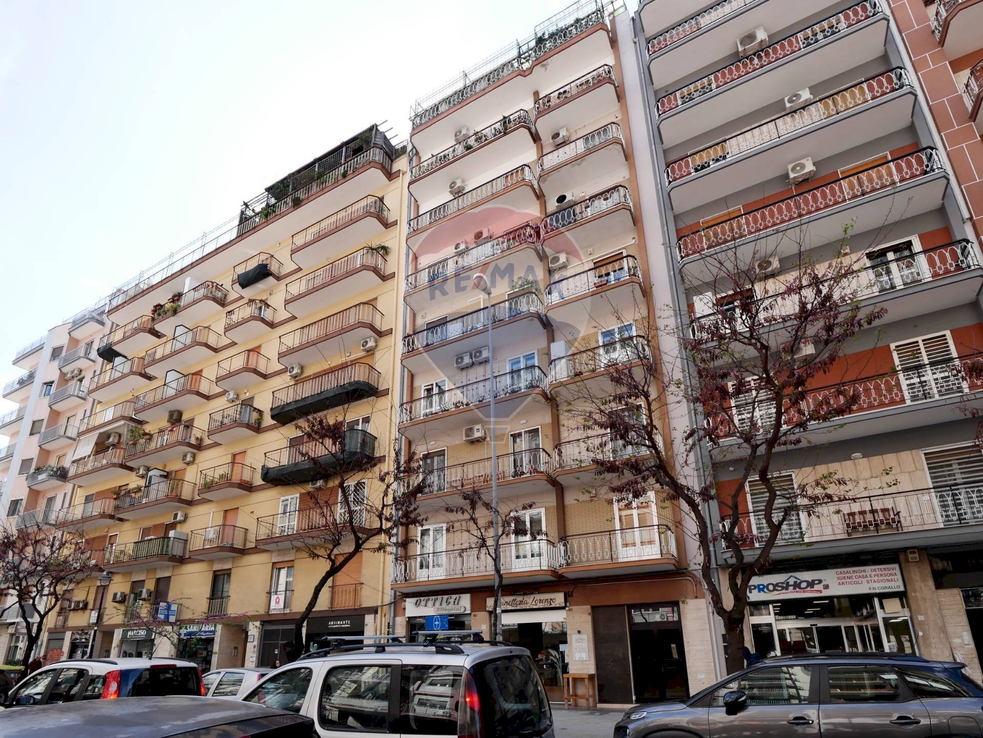 Edificio all\'aperto - Trilocale Corso Giuseppe Mazzini
 
64, Bari - foto 1