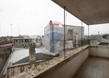 Balcone - Trilocale Corso Vittorio Emanuele II
 
49, Sammichele di Bari - foto 11