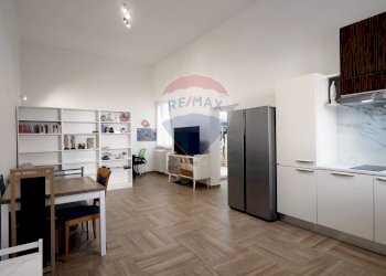 Sala da pranzo - Casa indipendente Via Vito Stefano De Carolis, Turi - foto 2