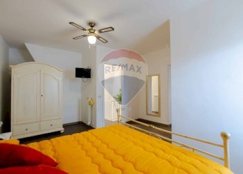 Camera / camera da letto - Casa indipendente Via Duca D'Aosta
 
15, Cisternino - foto 8