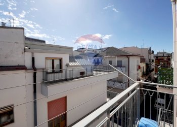 Balcone - Quadrilocale Via Leonardo Da Vinci
 
19, Santeramo in Colle - foto 14