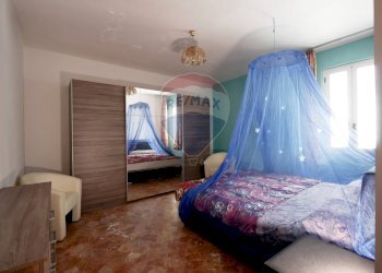 Camera / camera da letto - Quadrilocale Via Leonardo Da Vinci
 
19, Santeramo in Colle - foto 18