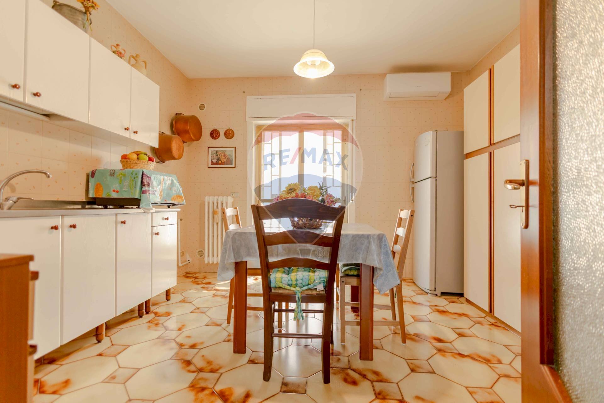 Cucina - Quadrilocale Via Contestella
 
52, Valenzano - foto 3