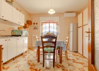 Cucina - Quadrilocale Via Contestella
 
52, Valenzano - foto 3