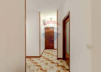 Hall / corridoio - Quadrilocale Via Contestella
 
52, Valenzano - foto 8