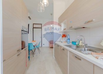 Cucina - Trilocale Via Alto Adige
 
105, Taranto - foto 4