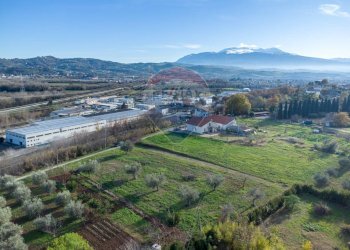 Vista delle montagne - Terreno edificabile Cepagatti - foto 1