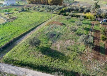 Vista delle montagne - Terreno edificabile Cepagatti - foto 9