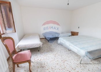 Camera / camera da letto - Casa semi indipendente paranesi, Rocca Santa Maria - foto 17