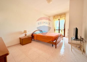 Camera / camera da letto - Villa a Schiera Via Colmarino
 
27, Miglianico - foto 14