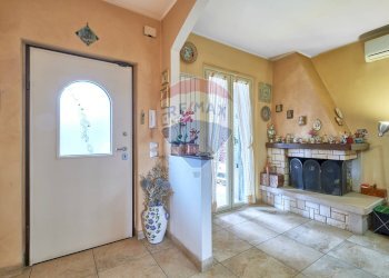 Soggiorno - Villa a Schiera Penne - foto 26