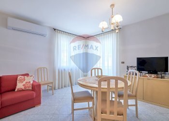 Sala da pranzo - Villa C.DA SARACENO
 
4, Penne - foto 16