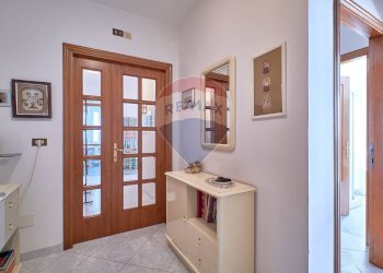 Hall / corridoio - Villa C.DA SARACENO
 
4, Penne - foto 31