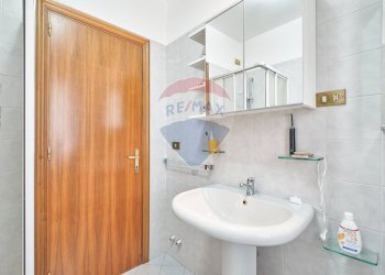 Bagno - Villa C.DA SARACENO
 
4, Penne - foto 41