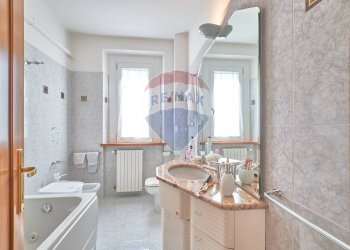 Bagno - Villa C.DA SARACENO
 
4, Penne - foto 46