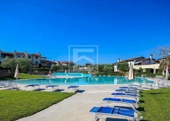 Foto 34 - Trilocale Località Sermana
 
1, Peschiera del Garda - foto 34