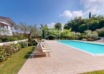 piscina - Villa a Schiera Via Belvedere, Padenghe sul Garda - foto 35