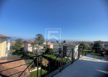 Foto 1 - Attico Via Tito Speri, Desenzano del Garda - foto 1